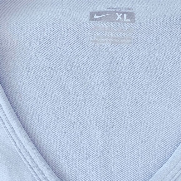 Nike Dri-Fit Sports Gray Top Size XL NWOT - Picture 6 of 9